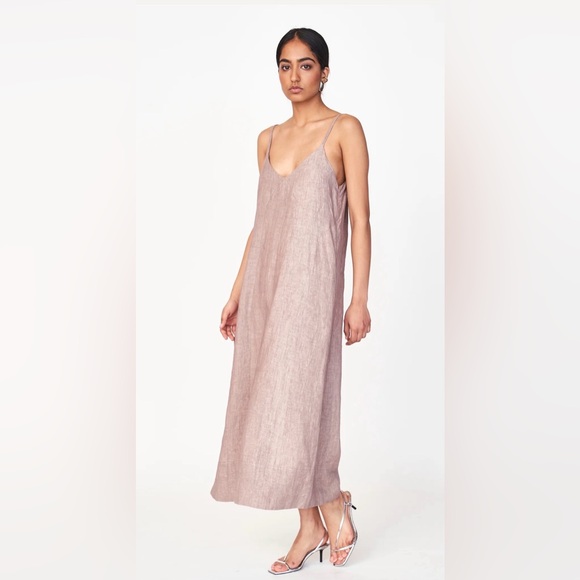 MIRTH COMO DRESS IN MUSHROOM LINEN SIZE SMALL - Picture 2 of 9